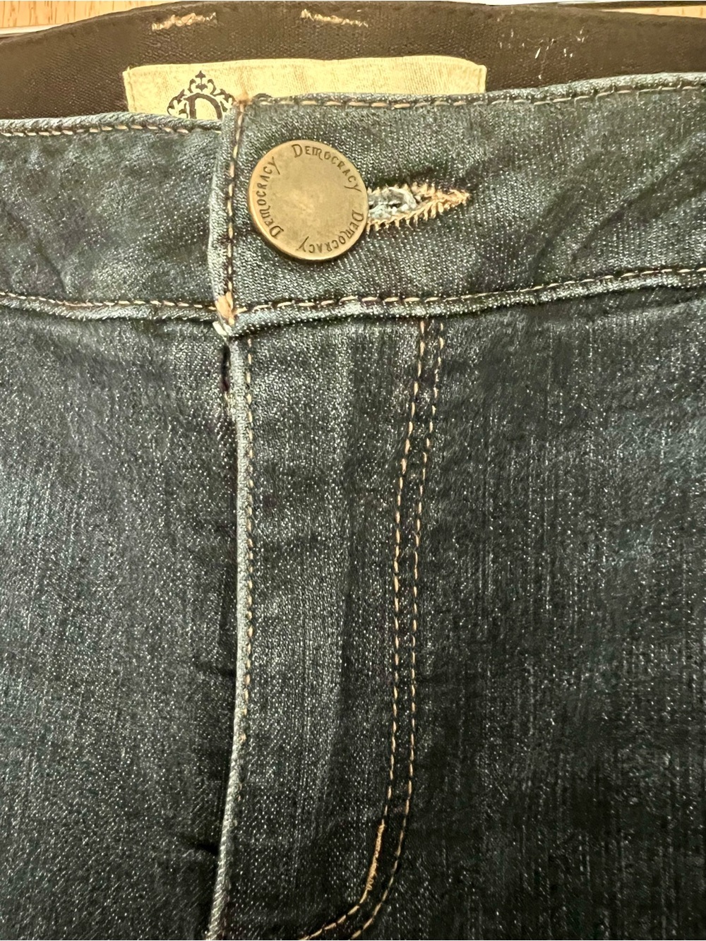 Democracy Dark Blue Rolled Hem Denim Bermuda Shorts size 14 - Picture 4 of 7